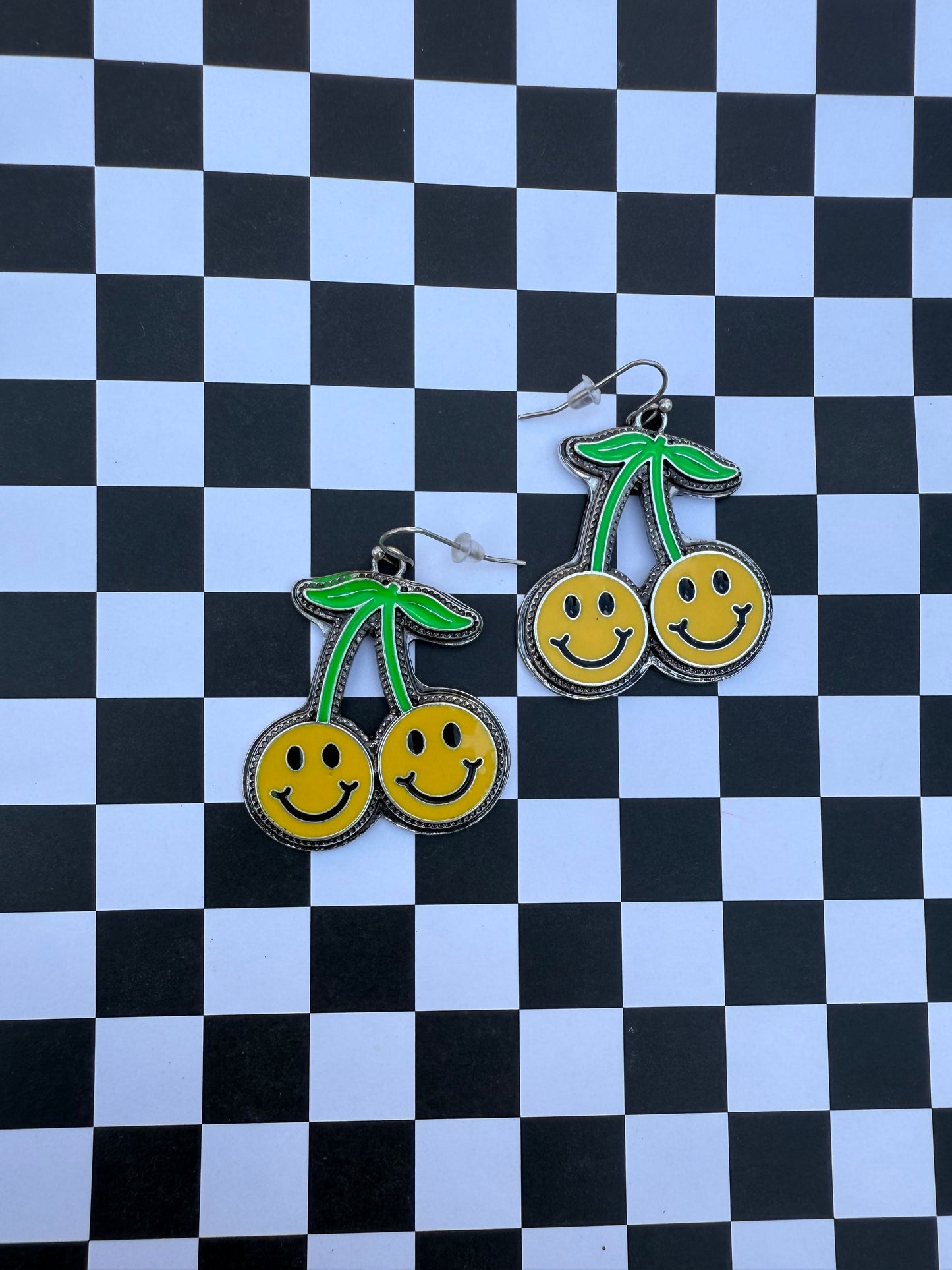 Smile earrings