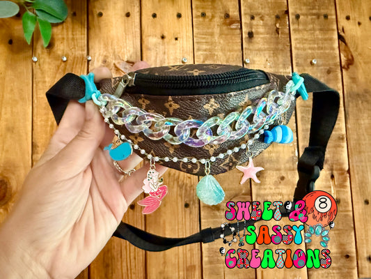 Lex bag chain-Shells and Scales theme (charms will vary from photo but will all be ocean/beach related)