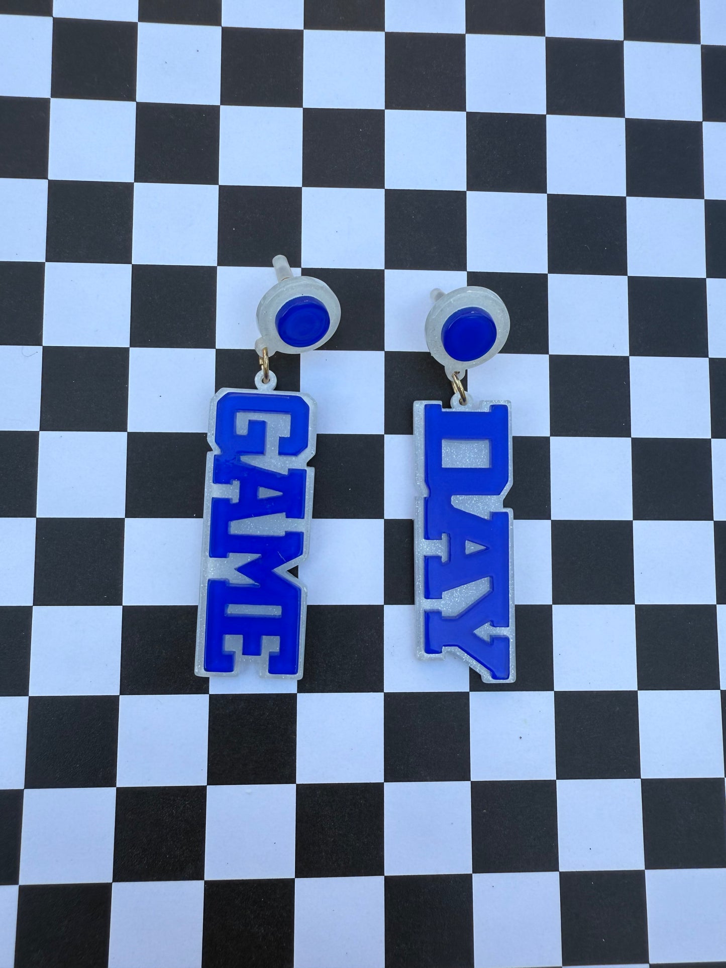 Game day dangles
